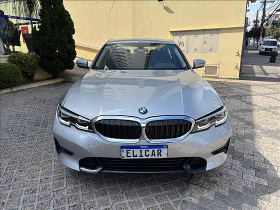 BMW 320i 2.0 16V TURBO GASOLINA SPORT AUTOMÁTICO
